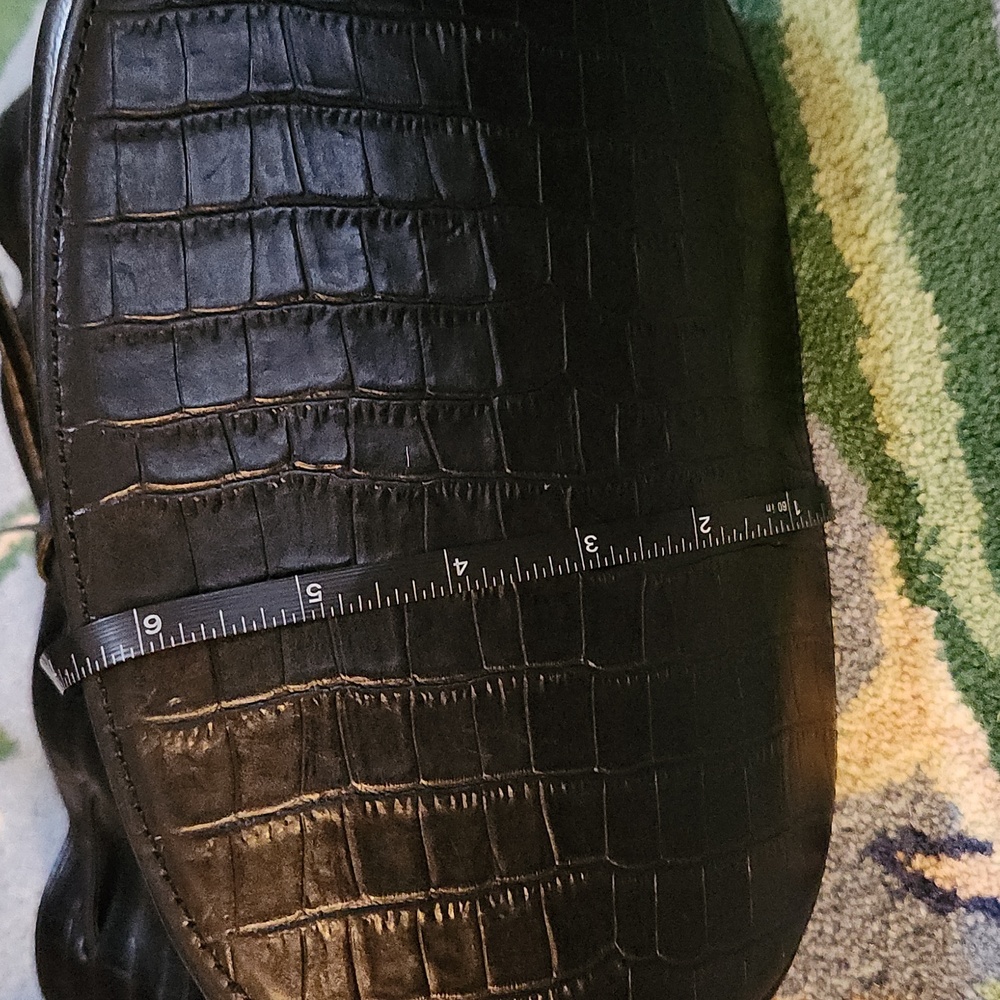 Sezane Farrow Croc Embossed Farrow Bucket Back - Picture 12 of 12
